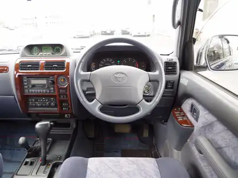 カタログ画像：ランドクルーザープラド （LAND CRUISER PRADO） ＴＳ 1998年1月 KD-KZJ95W 3000cc ダークブルーマイカメタリック 内装