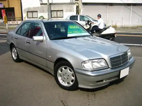 カタログ画像：Ｃクラス （C-CLASS） Ｃ２８０ 1998年10月 GF-202029 2800cc ブリリアントシルバー 燃費9.0km / l メイン（その他）