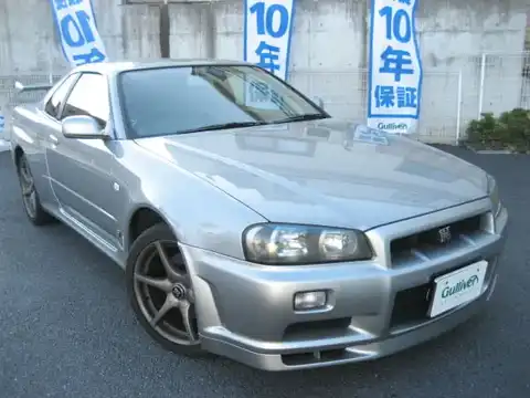 カタログ画像：スカイライン （SKYLINE） ＧＴ－Ｒ 2000年10月 GF-BNR34 2600cc スパークリングシルバー（Ｍ）（スーパーファインハードコート） 燃費8.1km / l メイン（その他）