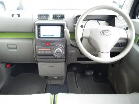 カタログ画像：ムーヴコンテ （MOVE CONTE） Ｇ ＮＡＶＩ 2014年4月 DBA-L575S 660cc ムースピンクパールorパールホワイトⅢ×ムースピンクパール 燃費27.6km / l 内装