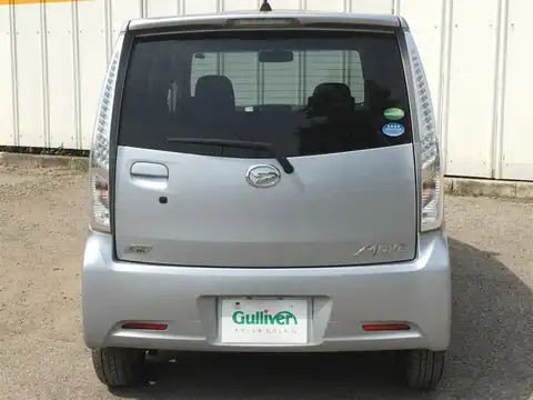 カタログ画像：ムーヴ （MOVE） カスタム Ｘ 2013年10月 DBA-LA110S 660cc ブライトシルバーメタリック 燃費26.0km / l バック