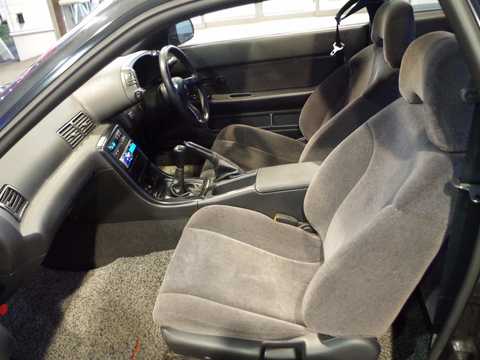 カタログ画像：スカイライン （SKYLINE） ＧＴＳ－４ 1989年8月 E-HNR32 2000cc ブラックパール（Ｍ） 燃費7.0km / l 内装
