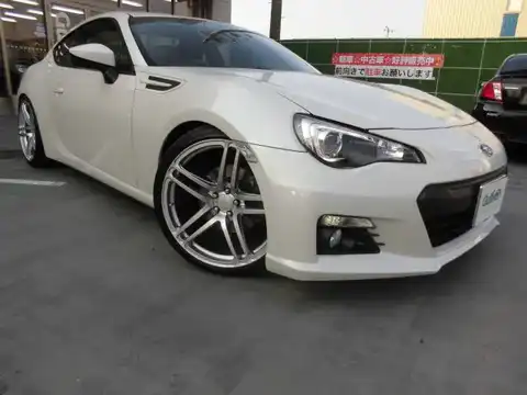 カタログ画像：ＢＲＺ （BRZ） Ｒ 2012年3月 DBA-ZC6 2000cc サテンホワイト・パール 燃費12.8km / l メイン（その他）