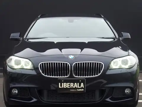 カタログ画像：５シリーズ （5 SERIES） ５２３ｉツーリング Ｍスポーツパッケージ 2011年10月 DBA-XL20 2000cc 燃費13.8km / l フロント