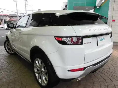 カタログ画像：レンジローバーイヴォーククーペ （RANGE ROVER EVOQUE COUPE） ピュア 2014年4月 CBA-LV2A 2000cc 燃費10.7km / l バック