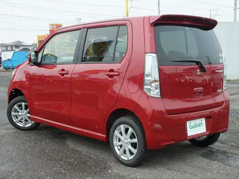 カタログ画像：ワゴンＲスティングレー （WAGON R STINGRAY） Ｘ（レーダーブレーキサポート装着車） 2013年7月 DBA-MH34S 660cc フェニックスレッドパール 燃費30.0km / l バック