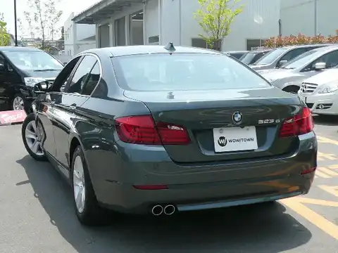 カタログ画像：５シリーズ （5 SERIES） ５２３ｄブルーパフォーマンス 2012年8月 LDA-FW20 2000cc タスマン（メタリック・カラー） 燃費16.6km / l バック