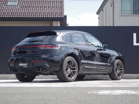 カタログ画像：マカン （MACAN） マカンＴ 2022年6月 3BA-J1NT 2000cc ジェットブラックメタリック 燃費10.1km / l 外装