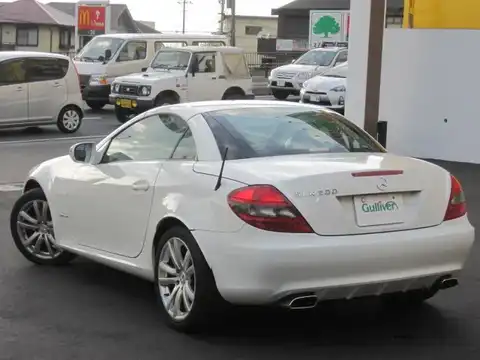 カタログ画像：ＳＬＫ （SLK） ＳＬＫ２００コンプレッサー グランドエディション 2010年4月 DBA-171445 1800cc 燃費11.6km / l バック