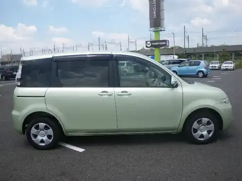 カタログ画像：シエンタ （SIENTA） Ｘ 2011年6月 DBA-NCP85G 1500cc ライトグリーンメタリック 燃費13.2km / l 外装