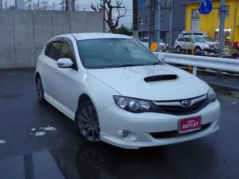 カタログ画像：インプレッサ （IMPREZA） ２．０ＧＴ 2010年6月 CBA-GH8 2000cc サテンホワイト・パール 燃費13.0km / l メイン（その他）