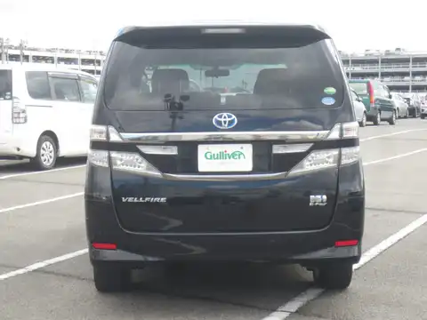 カタログ画像：ヴェルファイアハイブリッド （VELLFIRE HYBRID） ハイブリッドＸ サイドリフトアップシート装着車 2011年11月 DAA-ATH20W 2400cc ブラック 燃費16.2km / l バック