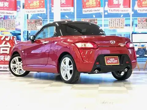 カタログ画像：コペン （COPEN） ローブ 2021年4月 3BA-LA400K 660cc マタドールレッドパール 燃費18.6km / l バック