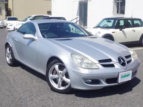 カタログ画像：ＳＬＫ （SLK） ＳＬＫ３５０ ＡＭＧスポーツエディション 2006年9月 DBA-171456 3500cc キューバナイトシルバー（Ｍ）orテルリウムシルバー（Ｍ）orイリジウムシルバー（Ｍ） 燃費9.3km / l メイン（その他）