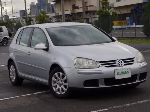 カタログ画像：ゴルフ （GOLF） ＧＬｉ 2005年10月 GH-1KBLX 2000cc リフレックスシルバーメタリック 燃費12.4km / l メイン