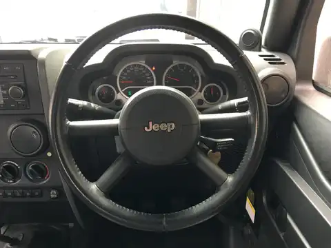 カタログ画像：ジープ・ラングラー （JEEP WRANGLER） ルビコン６ＭＴ 2007年3月 ABA-JK38S 3800cc ブラッククリアコート 燃費7.3km / l 内装