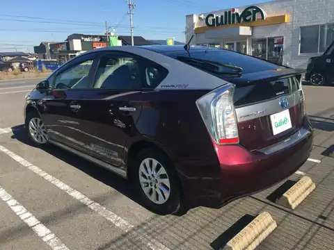 カタログ画像：プリウスＰＨＶ （PRIUS PHV） Ｇ 2015年6月 DLA-ZVW35 1800cc 燃費31.6km / l バック