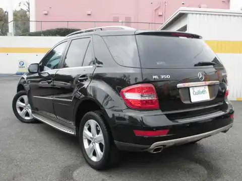 カタログ画像：Ｍクラス （M-CLASS） ＭＬ３５０ ブルーテック ４マチック リミテッド フォーセブンサミッツ バイケンノグチ 2010年5月 FDA-164125 3000cc オブシディアンブラック（Ｍ） バック