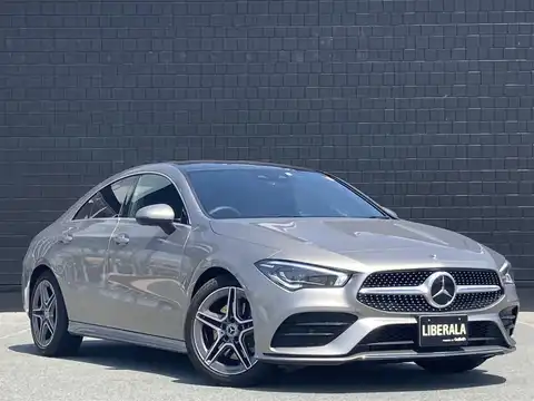 カタログ画像：ＣＬＡクラス （CLA-CLASS） ＣＬＡ２００ｄ ＡＭＧライン 2019年10月 3DA-118312M 2000cc デジタルホワイト（Ｍ）orモハーベシルバー（Ｍ） 燃費18.4km / l メイン（その他）