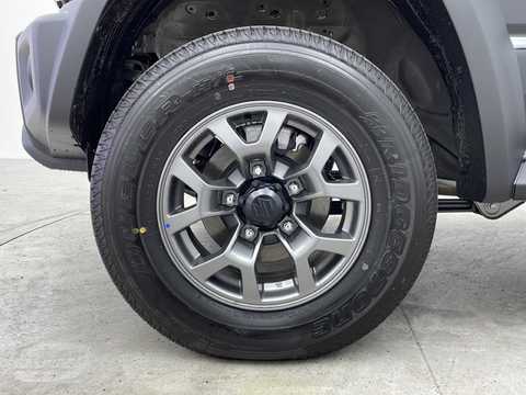 カタログ画像：ジムニー （JIMNY） ＸＧ 2025年11月 3BA-JB64W 660cc 燃費14.3km / l メイン