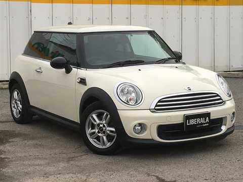 カタログ画像：ＭＩＮＩ （MINI） ワン 2011年8月 CBA-SR16 1600cc ペッパー・ホワイト（ソリッド） 燃費15.4km / l メイン