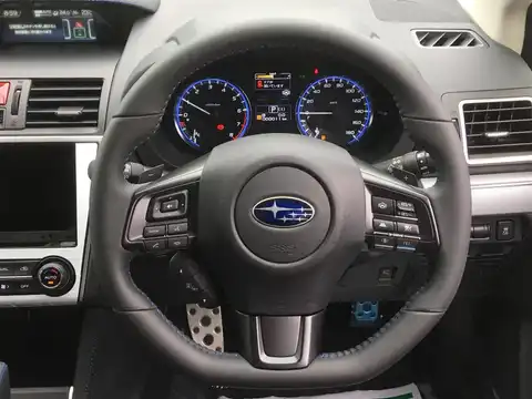 カタログ画像：レヴォーグ （LEVORG） １．６ＧＴ－Ｓアイサイト 2019年10月 DBA-VM4 1600cc クリスタルホワイト・パール 燃費16.0km / l 内装