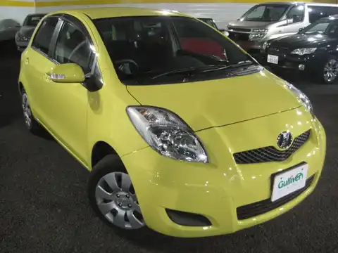 カタログ画像：ヴィッツ （VITZ） Ｕ 2008年9月 CBA-NCP95 1300cc イエロー 燃費16.0km / l メイン（その他）