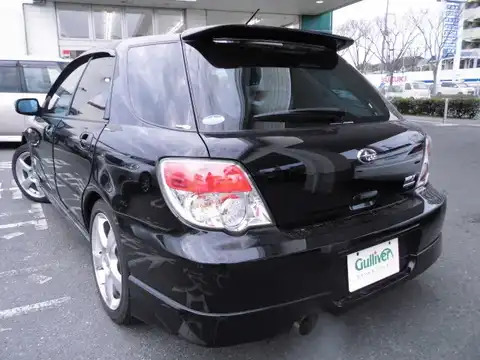 カタログ画像：インプレッサスポーツワゴン （IMPREZA SPORTS WAGON） ＷＲＸ 2006年6月 TA-GGA 2000cc オブシディアンブラック・パール 燃費11.8km / l バック