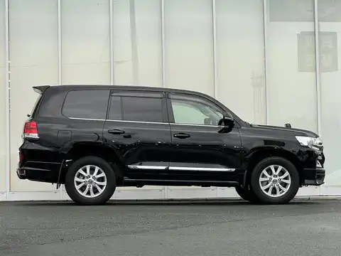 カタログ画像：ランドクルーザー （LAND CRUISER） ＡＸ 2020年6月 3BA-URJ202W 4600cc ブラックorアティチュードブラックマイカ 燃費6.9km / l 外装