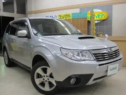 カタログ画像：フォレスター （FORESTER） ２．０ＸＴ ブラックレザーセレクション 2009年1月 CBA-SH5 2000cc スパークシルバー・メタリック 燃費12.2km / l メイン（その他）