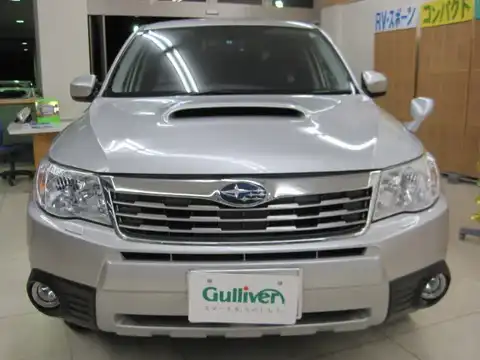 カタログ画像：フォレスター （FORESTER） ２．０ＸＴ ブラックレザーセレクション 2009年12月 DBA-SH5 2000cc スパークシルバー・メタリック 燃費12.2km / l フロント