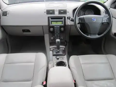 カタログ画像：Ｓ４０ （S40） ２．４ 2005年8月 CBA-MB5244 2400cc パッションレッド 燃費9.5km / l 内装