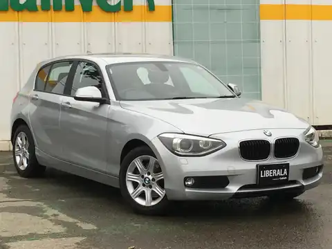 カタログ画像：１シリーズ （1 SERIES） １１６ｉ 2014年8月 DBA-1A16 1600cc グレイシャー・シルバー（メタリック･カラー） 燃費16.6km / l メイン（その他）