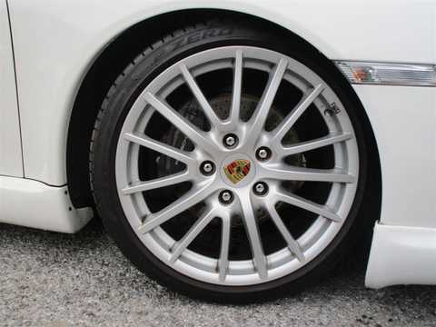 カタログ画像：９１１ （911） ９１１カレラ 2025年10月 7BA-992SK1 3000cc ホワイト タイヤ