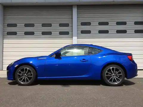 カタログ画像：ＢＲＺ （BRZ） Ｓ 2018年9月 DBA-ZC6 2000cc ＷＲブルー・パール 燃費12.4km / l 外装