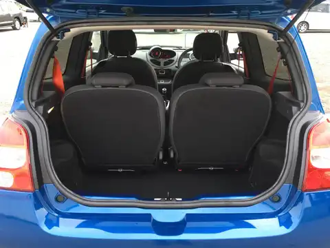 カタログ画像：トゥインゴ （TWINGO） ルノー・スポール 2009年10月 ABA-NK4M 1600cc ブルーエクストリームＭ 内装