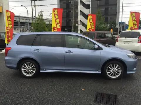 カタログ画像：カローラフィールダー （COROLLA FIELDER） １．５Ｘ エアロツアラー 2006年10月 DBA-NZE141G 1500cc ライトブルーマイカメタリック 燃費18.0km / l 外装