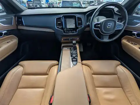 カタログ画像：ＸＣ９０ （XC90） Ｔ８ ツインエンジン ＡＷＤ エクセレンス 2018年8月 DLA-LB420XCPA 2000cc アイスホワイト 燃費13.7km / l フロント