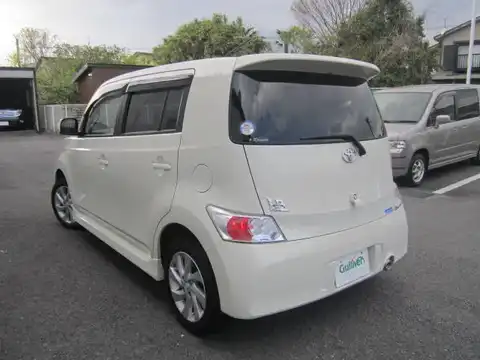 カタログ画像：ｂＢ （bB） Ｚ エアロ－Ｇパッケージ 2008年10月 DBA-QNC21 1500cc ホワイト 燃費16.0km / l バック