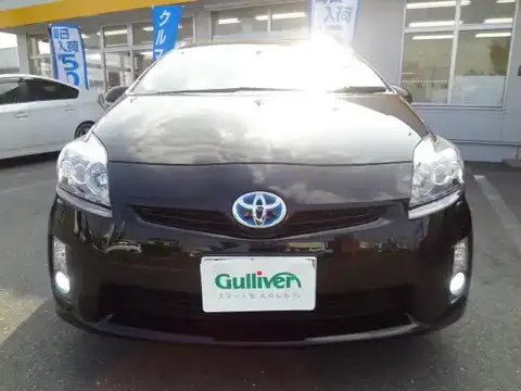 カタログ画像：プリウス （PRIUS） Ｓツーリングセレクション 2009年5月 DAA-ZVW30 1800cc ブラック 燃費35.5km / l フロント