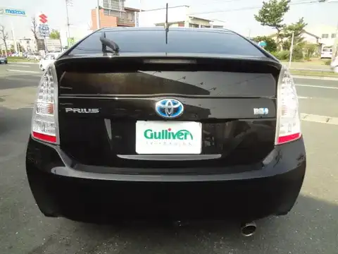 カタログ画像：プリウス （PRIUS） Ｓツーリングセレクション 2009年5月 DAA-ZVW30 1800cc ブラック 燃費35.5km / l バック