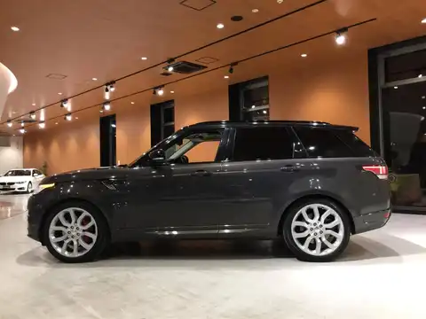 カタログ画像：レンジローバースポーツ （RANGE ROVER SPORT） オートバイオグラフィーダイナミック 2015年4月 ABA-LW5SA 5000cc カイコウラ・ストーン（メタリック）orコーズウェイ・グレイ（プレミアムメタリック）orコリス・グレイ（メタリック）orスコシア・グレイ（メタリック） 燃費7.3km / l 外装