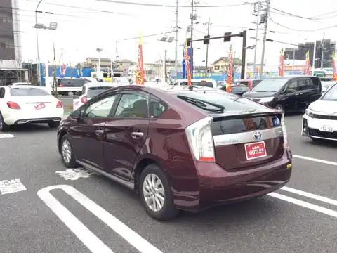 カタログ画像：プリウスＰＨＶ （PRIUS PHV） Ｇ 2012年11月 DLA-ZVW35 1800cc ボルドーマイカ 燃費31.6km / l バック