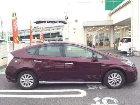 カタログ画像：プリウスＰＨＶ （PRIUS PHV） Ｇ 2012年11月 DLA-ZVW35 1800cc ボルドーマイカ 燃費31.6km / l 外装