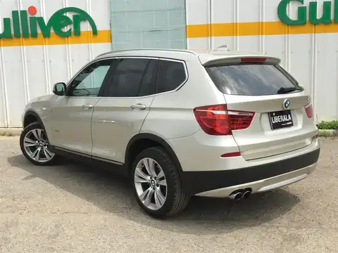 カタログ画像：Ｘ３ （X3） ｘＤｒｉｖｅ ３５ｉ 2012年5月 DBA-WX35 3000cc チタン・シルバー（メタリック・カラー）orミネラル・シルバー（メタリック） 燃費11.0km / l バック