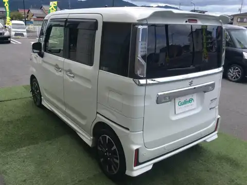 カタログ画像：スペーシアカスタム （SPACIA CUSTOM） ハイブリッドＸＳ 2020年8月 5AA-MK53S 660cc ピュアホワイトパールorピュアホワイトパール ブラック2トーンルーフ 燃費20.2km / l 外装