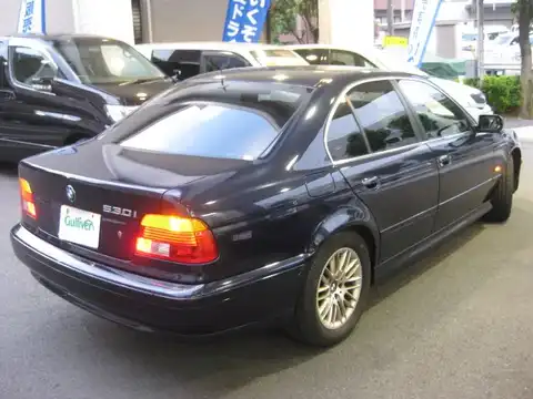 カタログ画像：５シリーズ （5 SERIES） ５３０ｉハイライン 2000年11月 GH-DT30 3000cc ダーク・ブルー（ソリッドカラー） 燃費8.5km / l バック