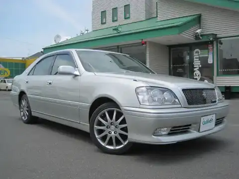 カタログ画像：クラウン （CROWN） アスリートＶ 2001年8月 GH-JZS171 2500cc フロスティホワイトトーニング 燃費9.2km / l メイン（その他）