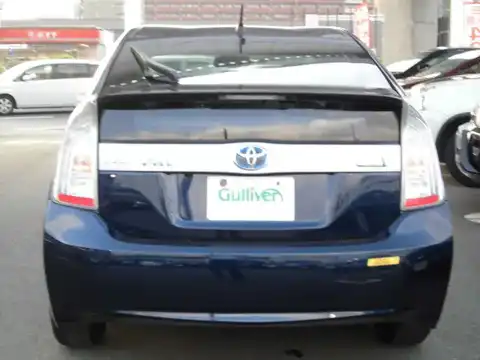 カタログ画像：プリウスＰＨＶ （PRIUS PHV） Ｇ 2012年11月 DLA-ZVW35 1800cc ダークブルーマイカ 燃費31.6km / l バック