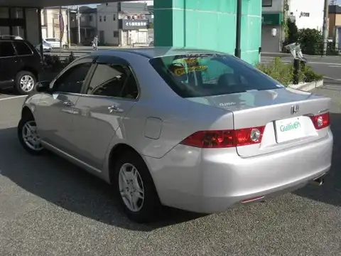 カタログ画像：アコード （ACCORD） ２０ＥＬ 2004年10月 DBA-CL7 2000cc サテンシルバー・メタリック 燃費13.8km / l バック